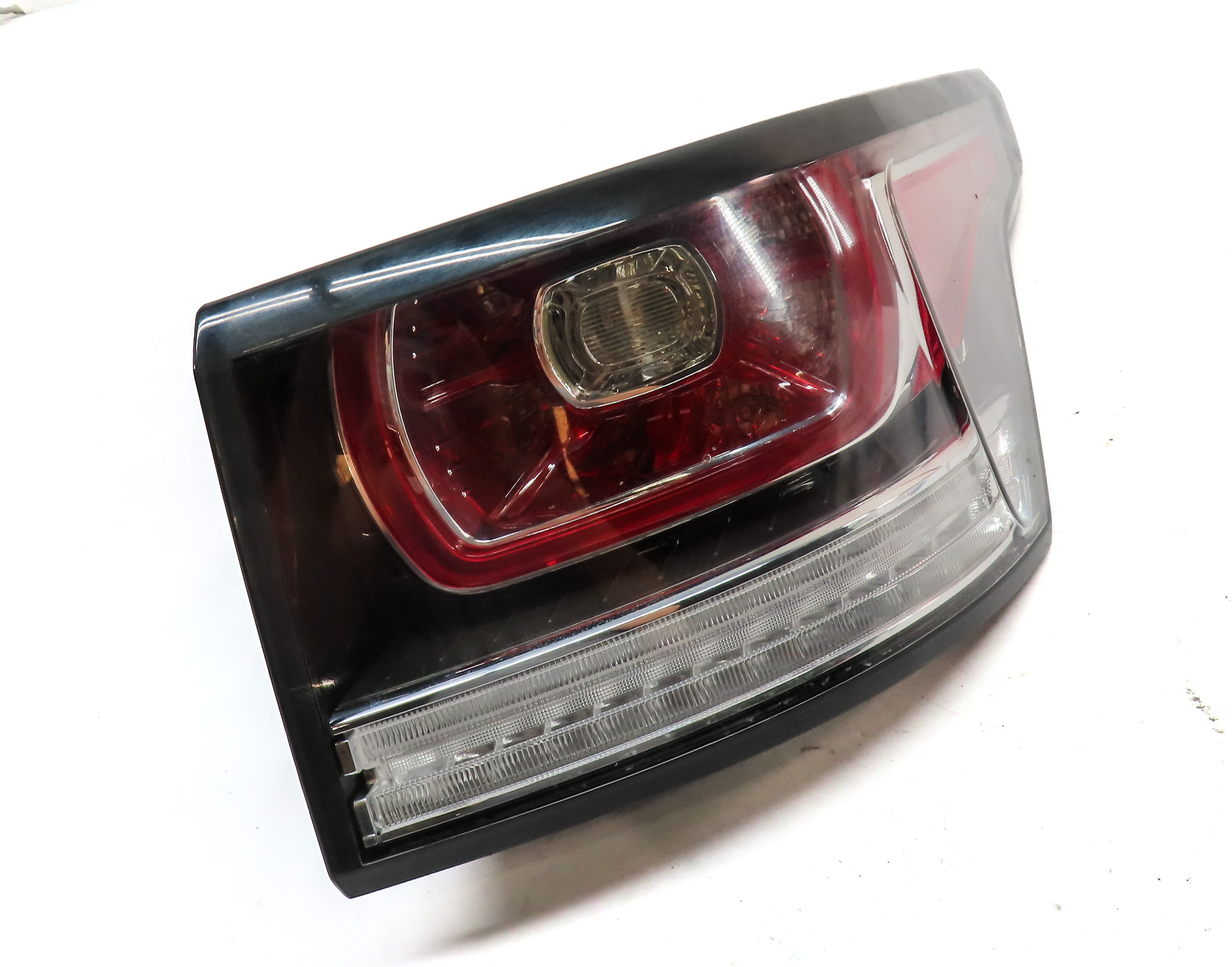 14-17 RANGE ROVER SPORT L405 L494 REAR RIGHT PASSENGER UPPER QUARTER TAILLIGHT — exact item pictured